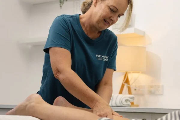 Remedial massage at chiropractic clinic in Mona Vale Sydney
